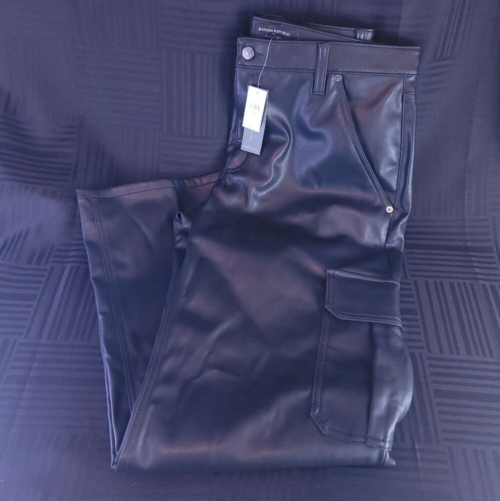 Banana Republic Mid Rise Women's 14 Cargo Pants Vegan Leather